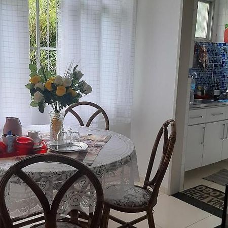 Bem Localizado Apartamento 2 Quartos Orla Rio Vermelho Ha 20 Min Da Barra-Ondina Internet Arcondicionado Салвадор Екстер'єр фото